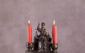 Win a Court Case Spell: Royal Ancestral Rituals for Justice