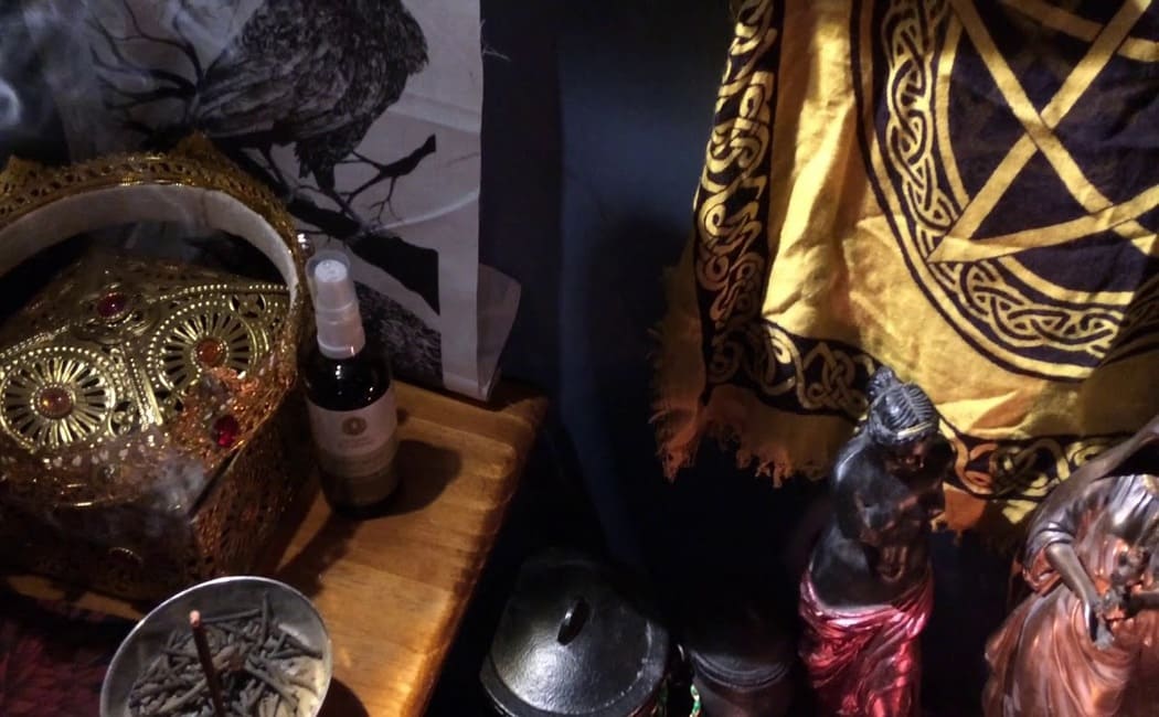 How to Remove the Other Woman or Man: The Separation Ritual