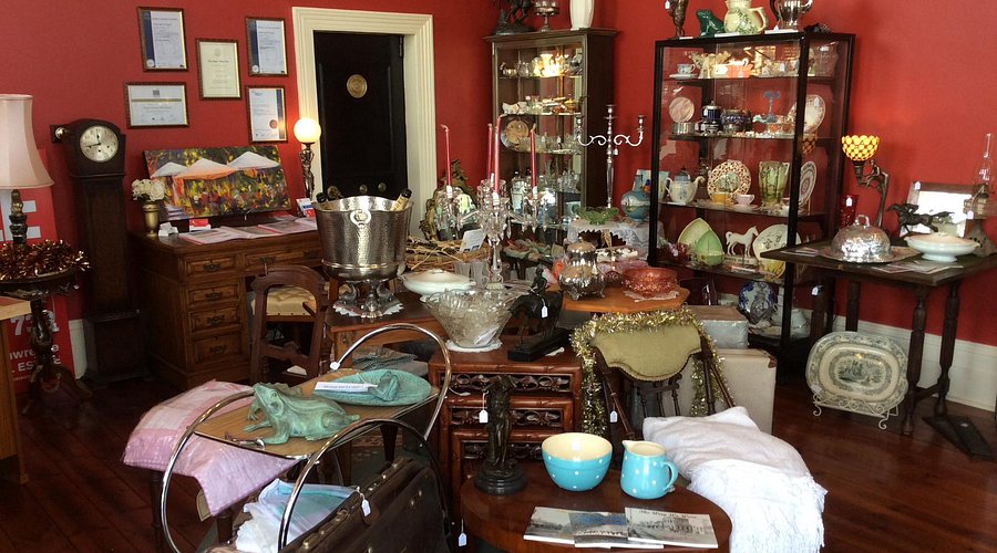 Why Even Trusted Spiritual Healers Get Bad Reviews Online