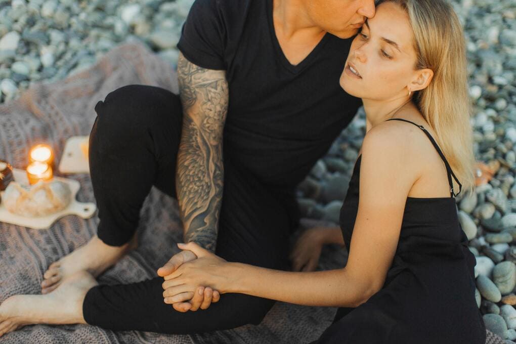 Attraction Love Spells: A Complete Guide to Finding True Love